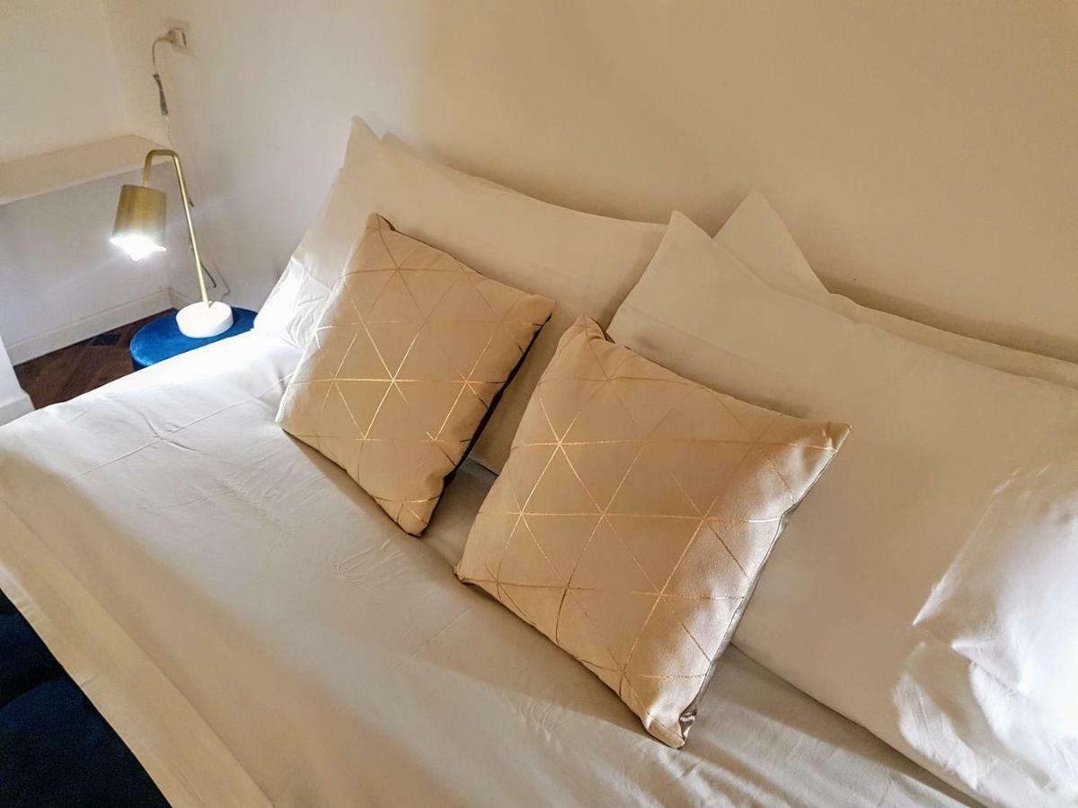 Piazza Martiri Apartment カリアリ エクステリア 写真