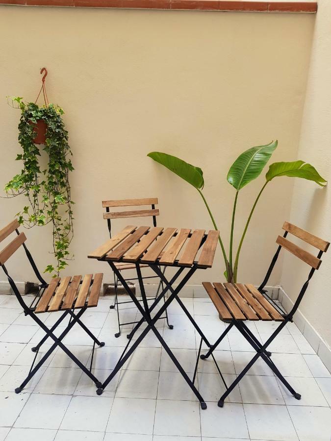 Piazza Martiri Apartment カリアリ エクステリア 写真