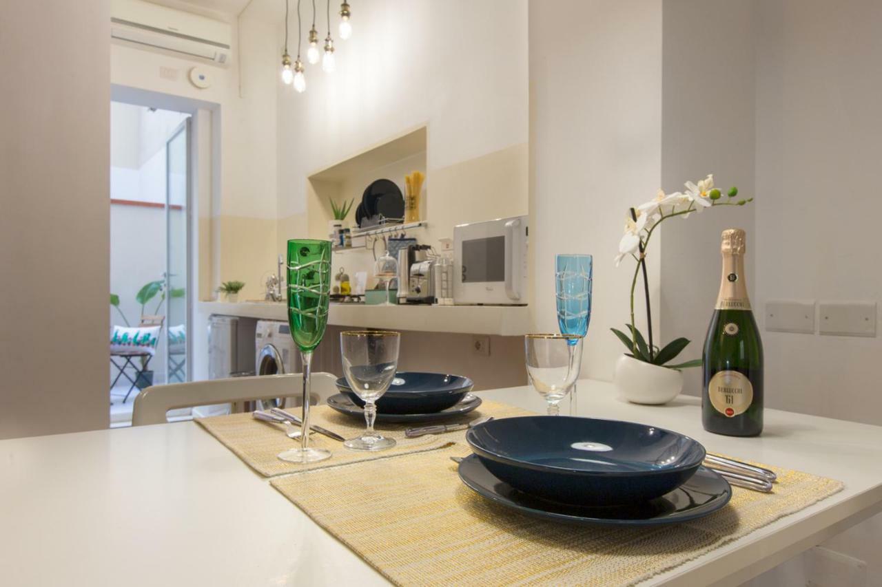 Piazza Martiri Apartment カリアリ エクステリア 写真